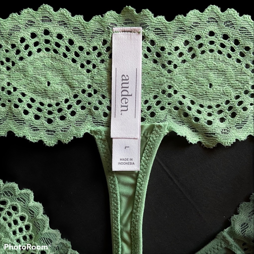 (3)**REDUCED** Soft Silky Thongs - Picture 4 of 6